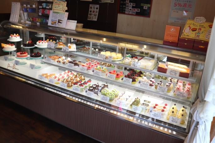 洋菓子店ピュイダムールスイーツ